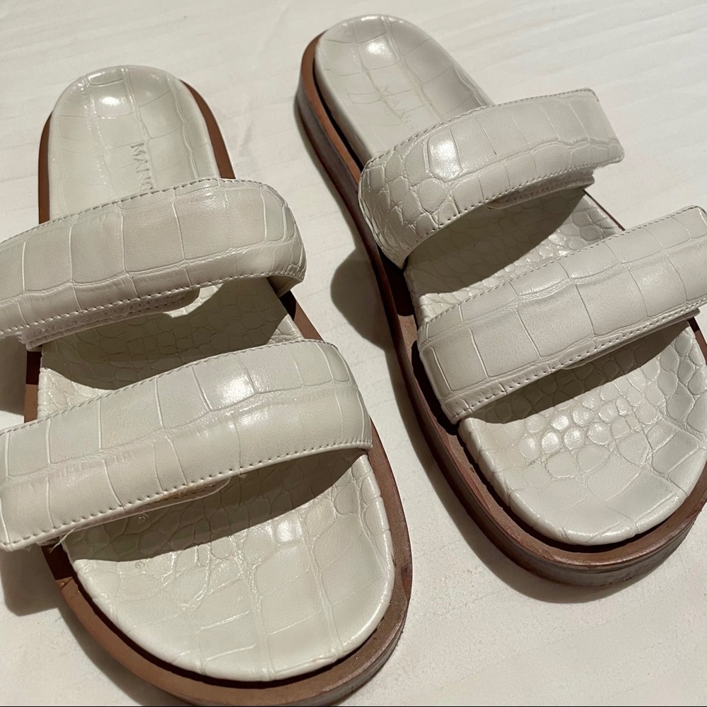Mango. Croc-effect strap sandals. Size 6